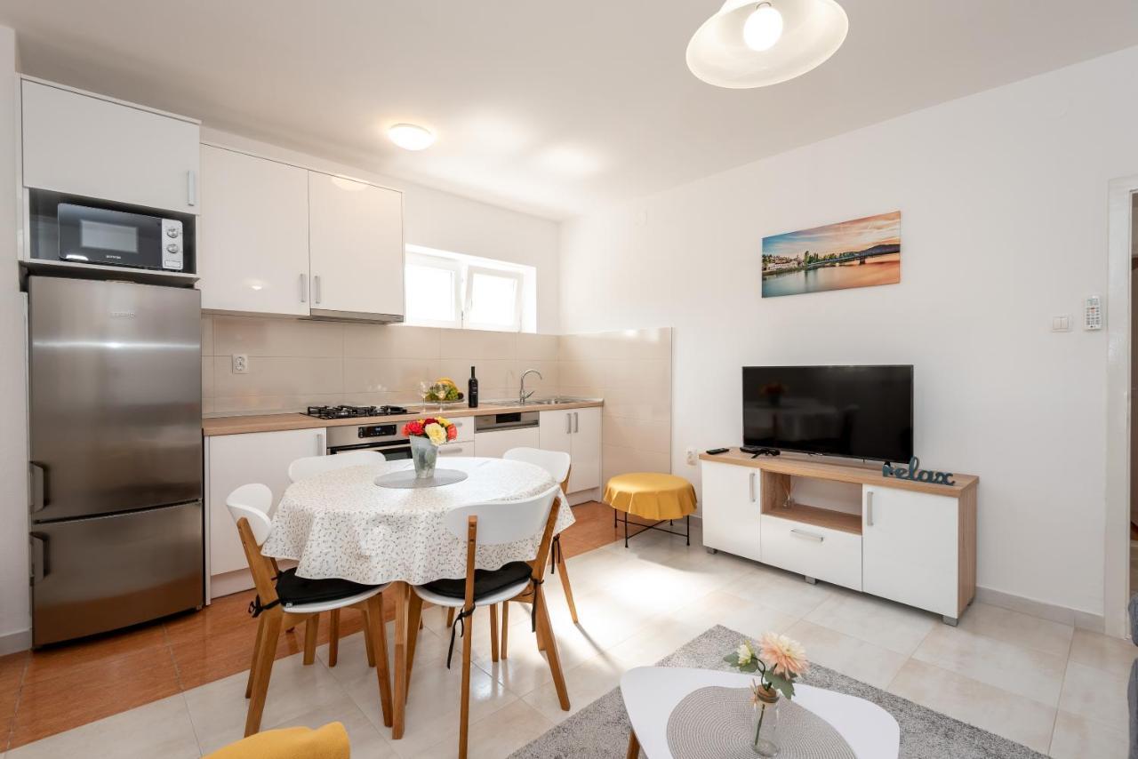 Apartman Galov Metković エクステリア 写真